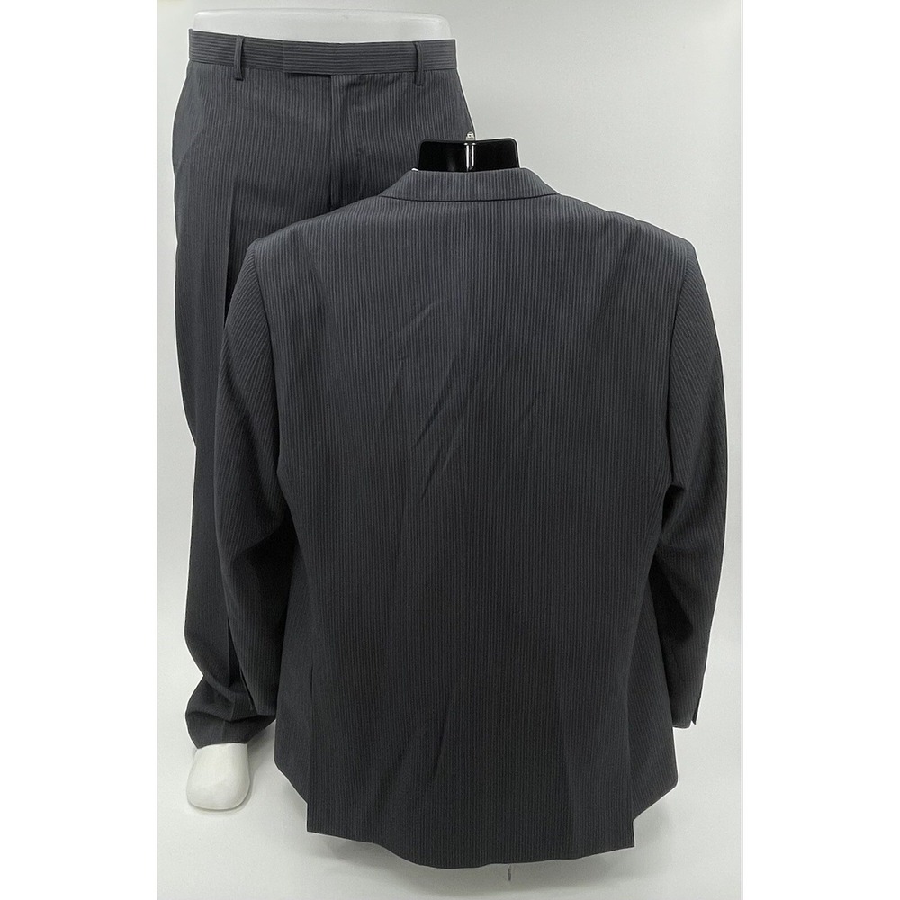 Butler and Webb Men's Suit Size 44L Grey and Blue Pin Stripe Herringbone - Picture 2 of 10